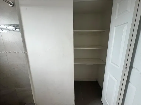 $2,500 | 7125 Bay Drive, Unit 301, Miami Beach, FL 33141