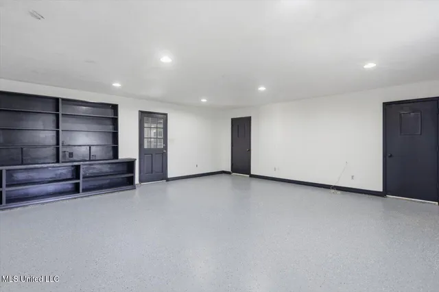 $275,000 | 5475 Old Canton Road, Jackson, MS 39211