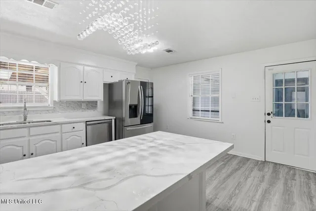 $275,000 | 5475 Old Canton Road, Jackson, MS 39211