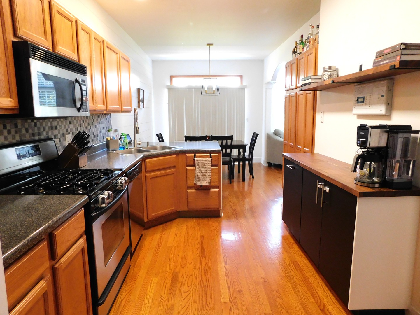 551 Goodwin Drive Bolingbrook, IL 60440 - Photo 12 of 26