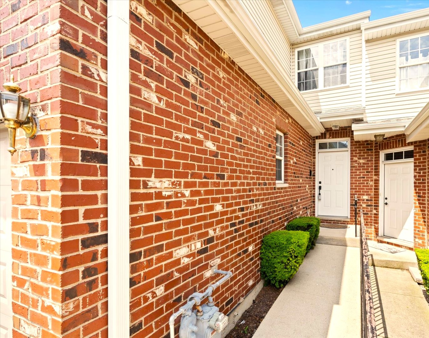 551 Goodwin Drive Bolingbrook, IL 60440 - Photo 3 of 26