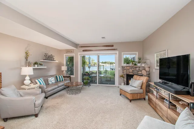 $695,000 | 963 West Savidge Street, Spring Lake, MI 49456