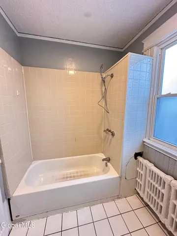 $1,425 | 283 Delaware Avenue, Unit 2, Albany, NY 12209