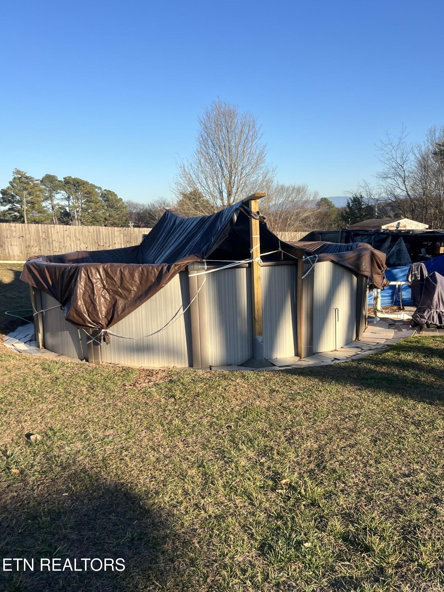 1029 Green Road Madisonville, TN 37354 - Photo 5 of 16 IMG_8188