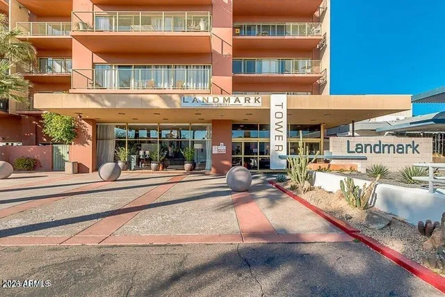 $130,000 | 4750 North Central Avenue, Unit S6, Phoenix, AZ 85012