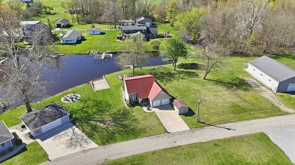 $535,000 | 11990 East 395 South, Lagrange, IN 46761