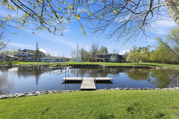 $535,000 | 11990 East 395 South, Lagrange, IN 46761