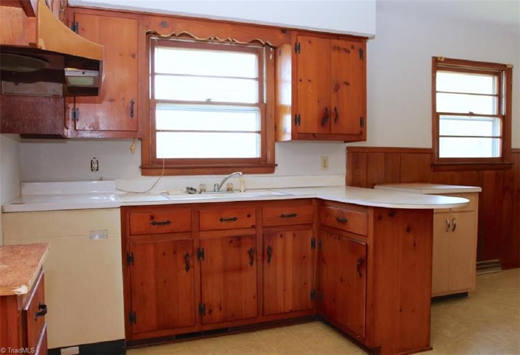 142 Webster Road Graham, NC 27253 - Photo 5 of 18 Gallery Image 5