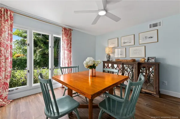 $875,000 | 4304 Southeast Fairway East, Stuart, FL 34997