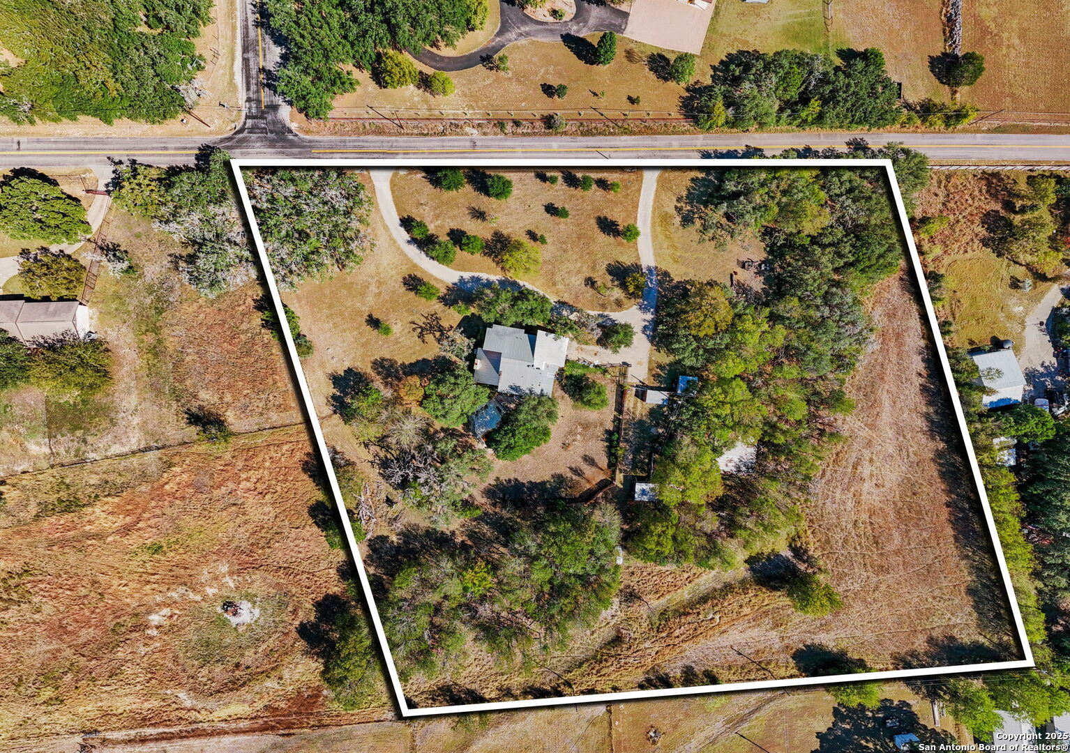 24 Pfeiffer Road Boerne, TX 78006 - Photo 5 of 22 a view of small yard