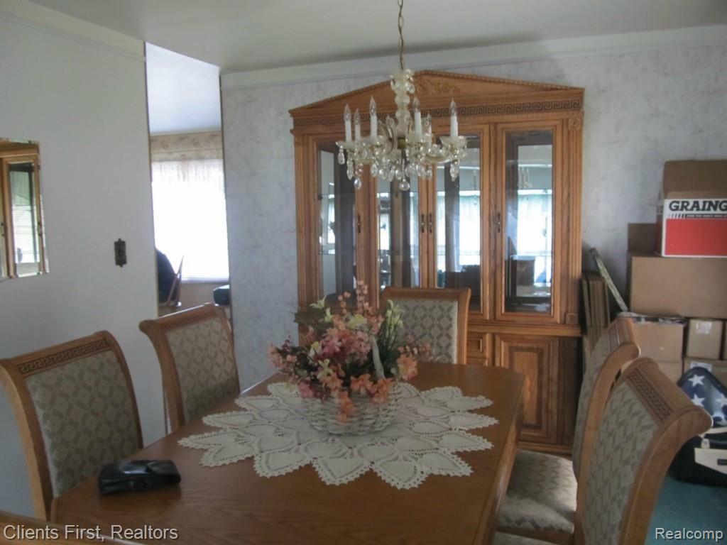 1427 Wagon Wheel Road Canton, MI 48188 - Photo 3 of 14 IMG_2314.jpg