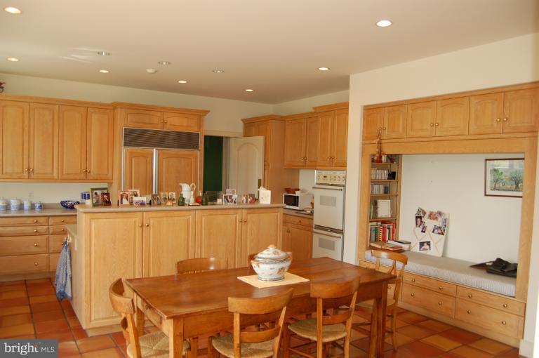 1353 Rokeby Road Upperville, VA 20184 - Photo 25 of 30 Kitchen