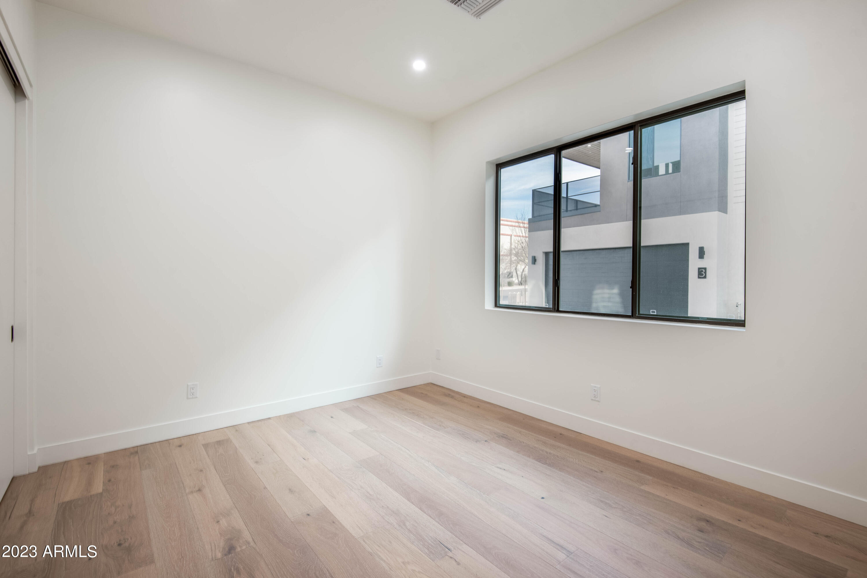 1625 East Lamar Road Phoenix, AZ 85016 - Photo 11 of 29 Bed 4 Ground Floor