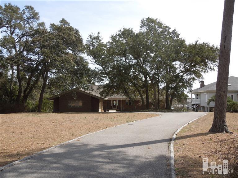 340 Olde Point Loop Hampstead, NC 28443 - Photo 1 of 15 Primary Photo