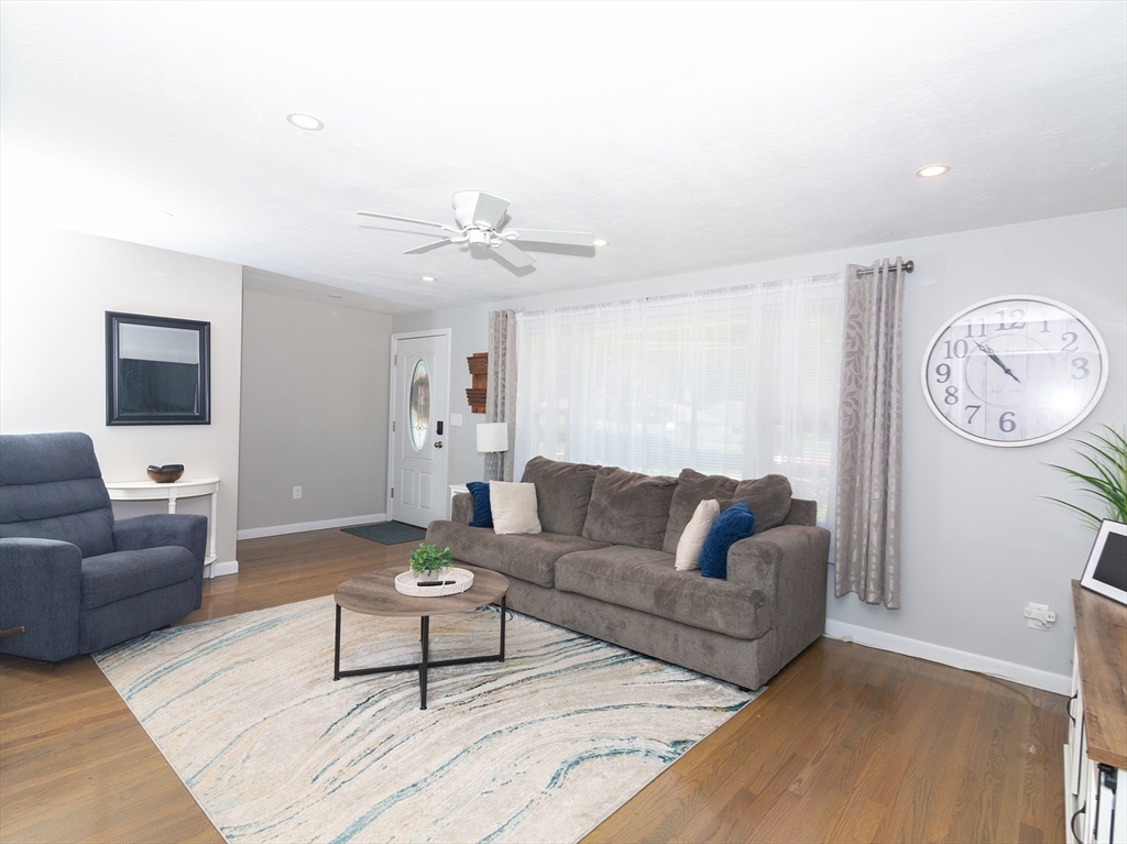 42 Bruce Road Bellingham, MA 02019 - Photo 11 of 38