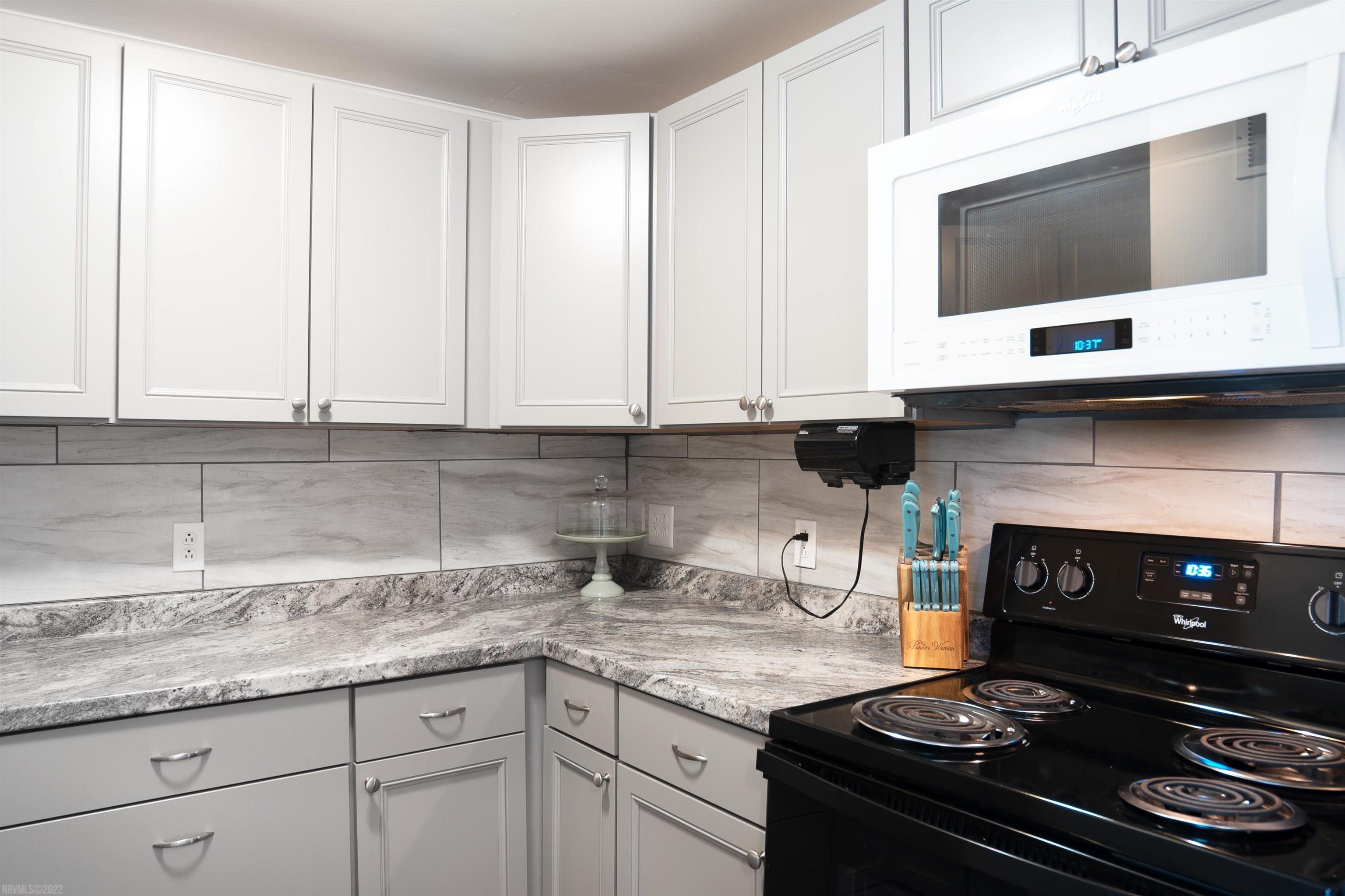 652 Mercer Road Rich Creek, VA 24147 - Photo 6 of 16 Gallery Image 6