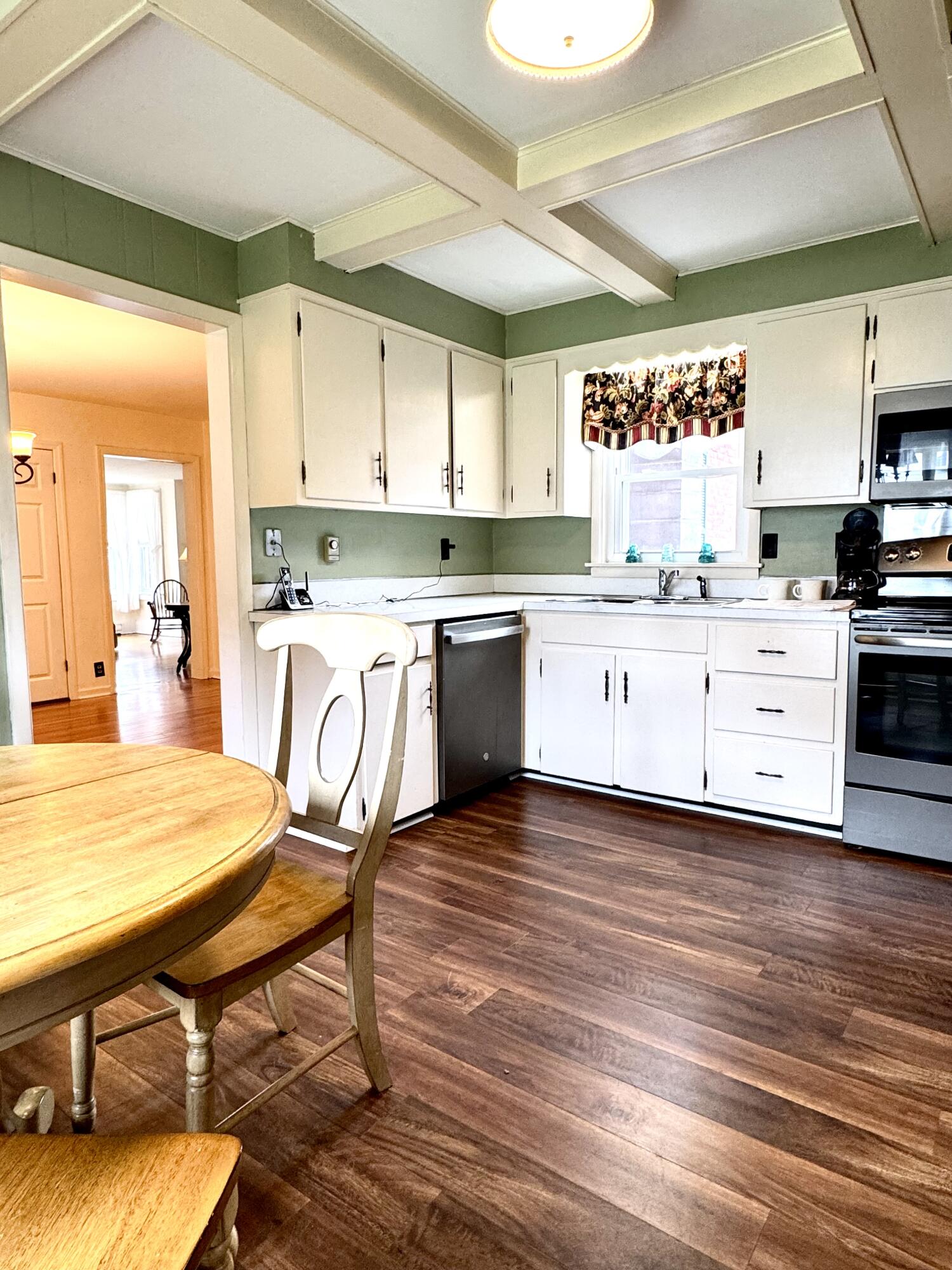 8 Chapman Street Rouses Point, NY 12979 - Photo 3 of 48