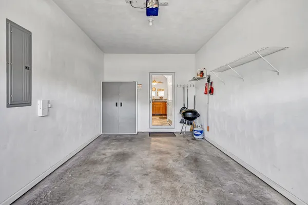 $359,900 | 6651 Stonelyn Cottage Court, Roanoke, VA 24019