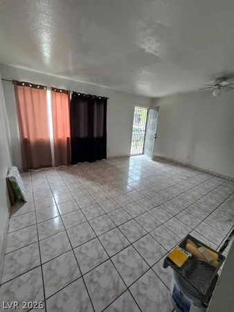 $1,100 | 4762 Cessna Avenue, Unit 2, Las Vegas, NV 89115