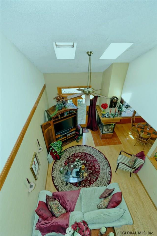24 Justine Court Rensselaer, NY 12144 - Photo 7 of 28 Photo 7