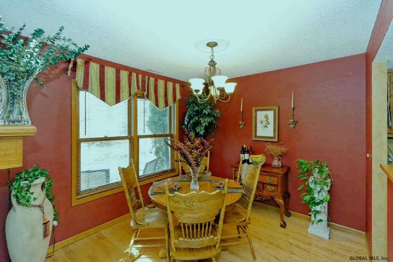 24 Justine Court Rensselaer, NY 12144 - Photo 9 of 28 Photo 9