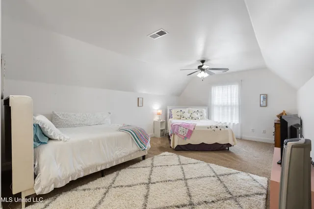 $449,900 | 6825 Hawks Crossing Drive West, Olive Branch, MS 38654