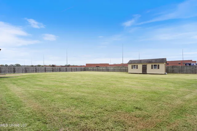 $449,900 | 6825 Hawks Crossing Drive West, Olive Branch, MS 38654