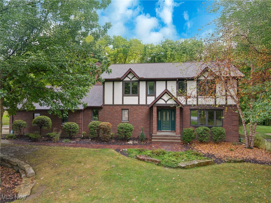 19206 Rashell Drive Bedford, OH 44146 - Photo 1 of 50