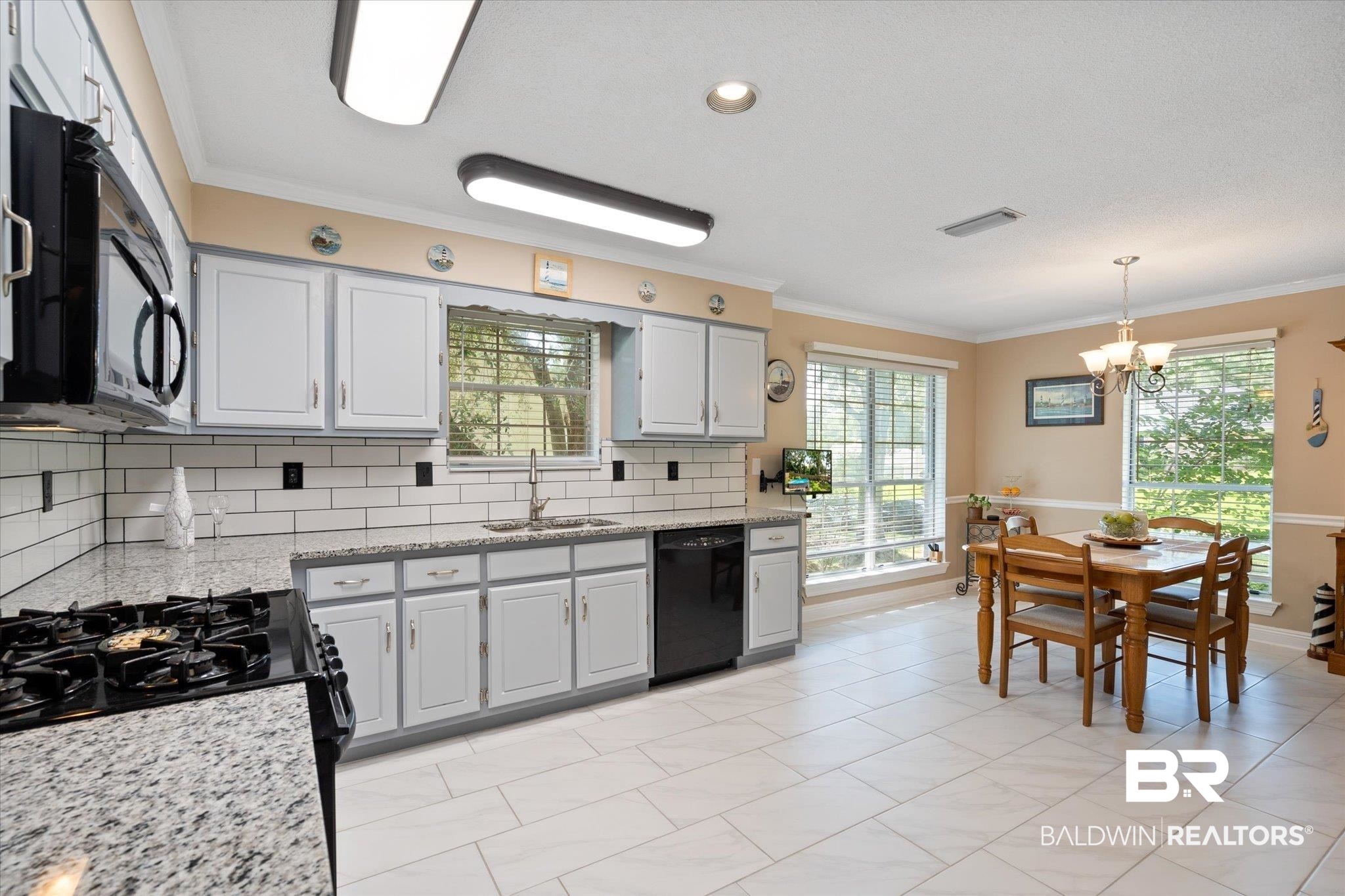 5813 Blue Ridge Drive South Mobile, AL 36693 - Photo 9 of 33