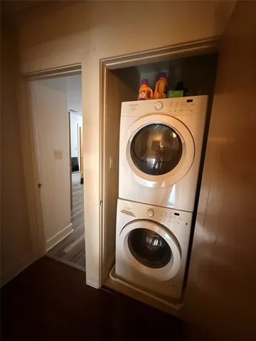 $1,950 | 1101 Grove Boulevard, Unit 502, Austin, TX 78741