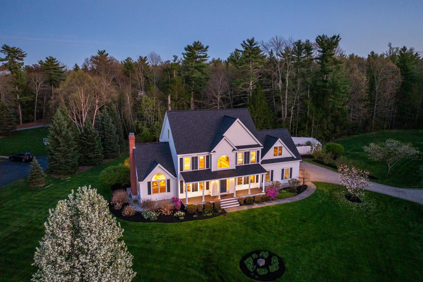 8 Lilac Way Stratham, NH 03885 - Photo 1 of 53