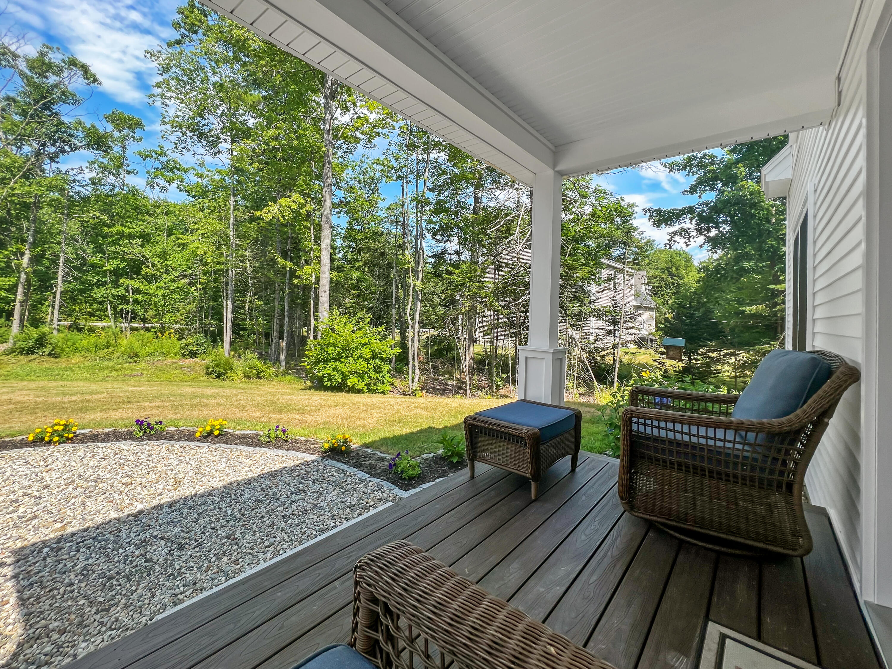 39 Newfield Road Freeport, ME 04032 - Photo 2 of 60 Front Porch