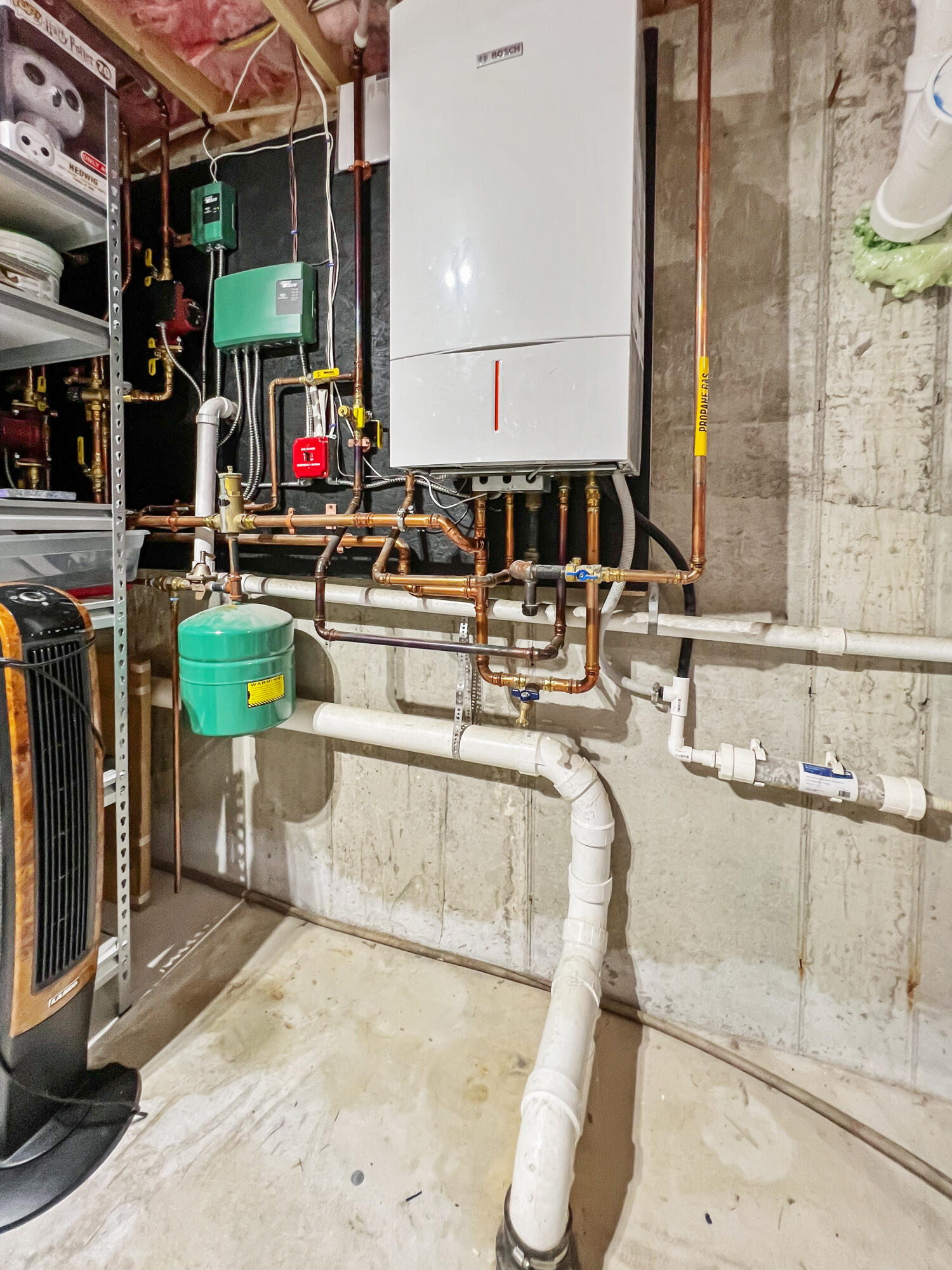 39 Newfield Road Freeport, ME 04032 - Photo 53 of 60 Utility Room