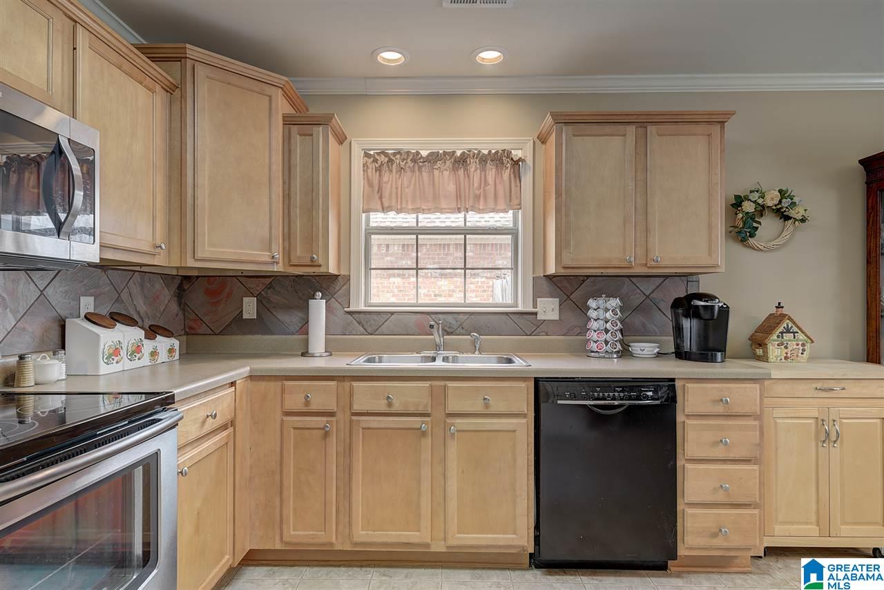 213 Queens Gate Alabaster, AL 35114 - Photo 5 of 23