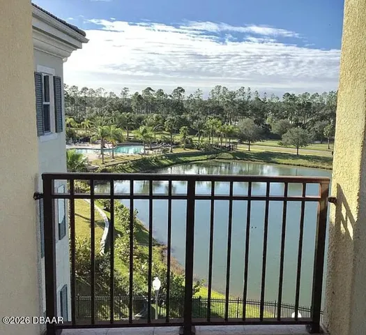 $1,975 | 424 Luna Bella Lane, Unit 411, New Smyrna Beach, FL 32168
