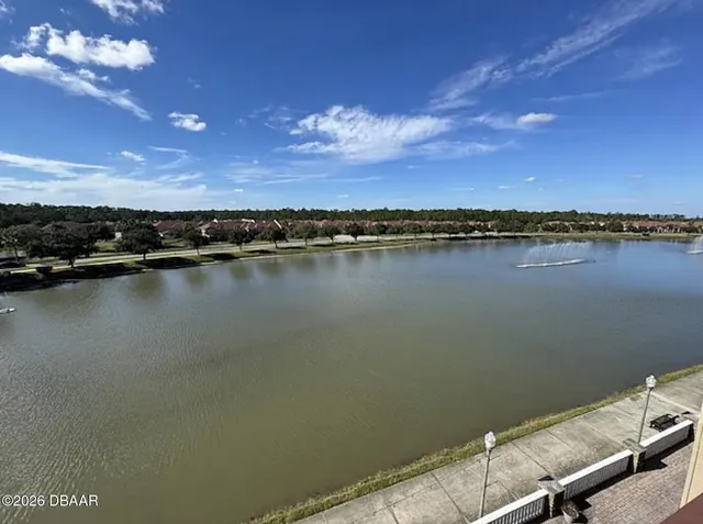 $1,975 | 424 Luna Bella Lane, Unit 411, New Smyrna Beach, FL 32168