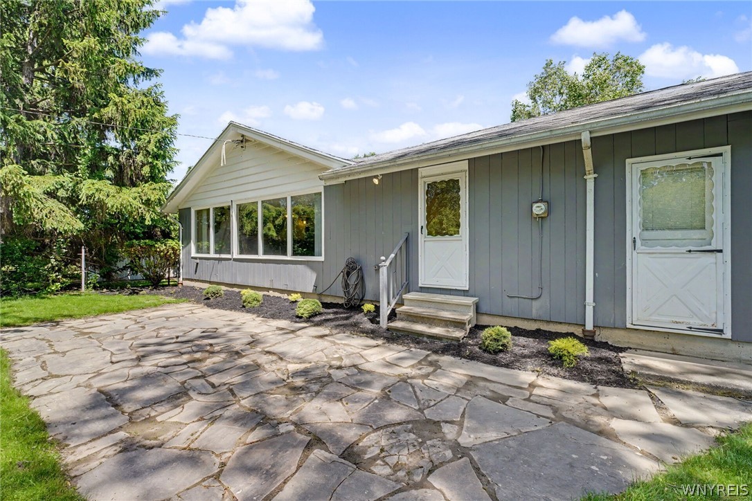 249 West Maplemere Road Amherst, NY 14221 - Photo 7 of 42