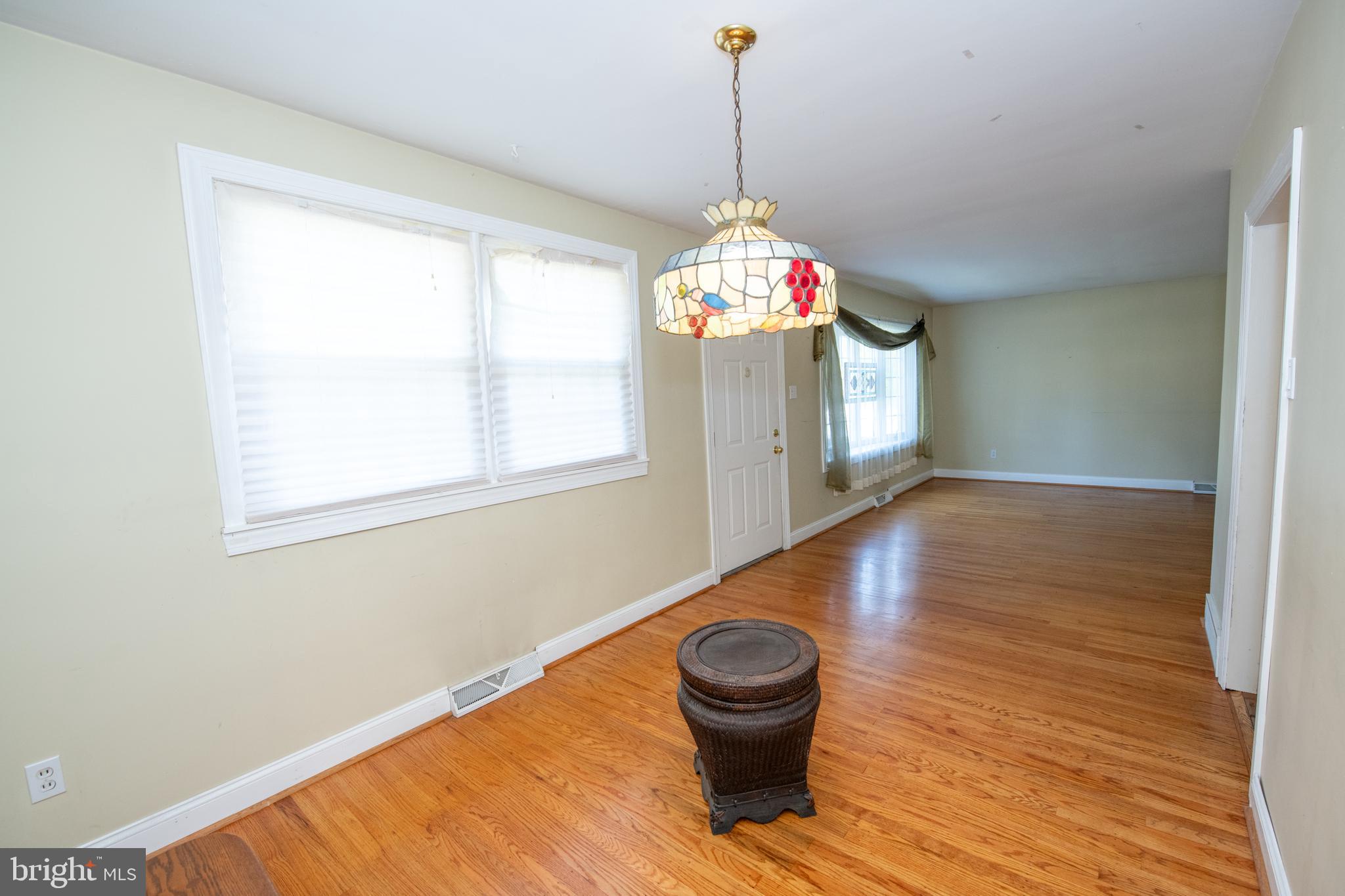 168 Sleighride Road Willow Grove, PA 19090 - Photo 19 of 39 Dining Rm