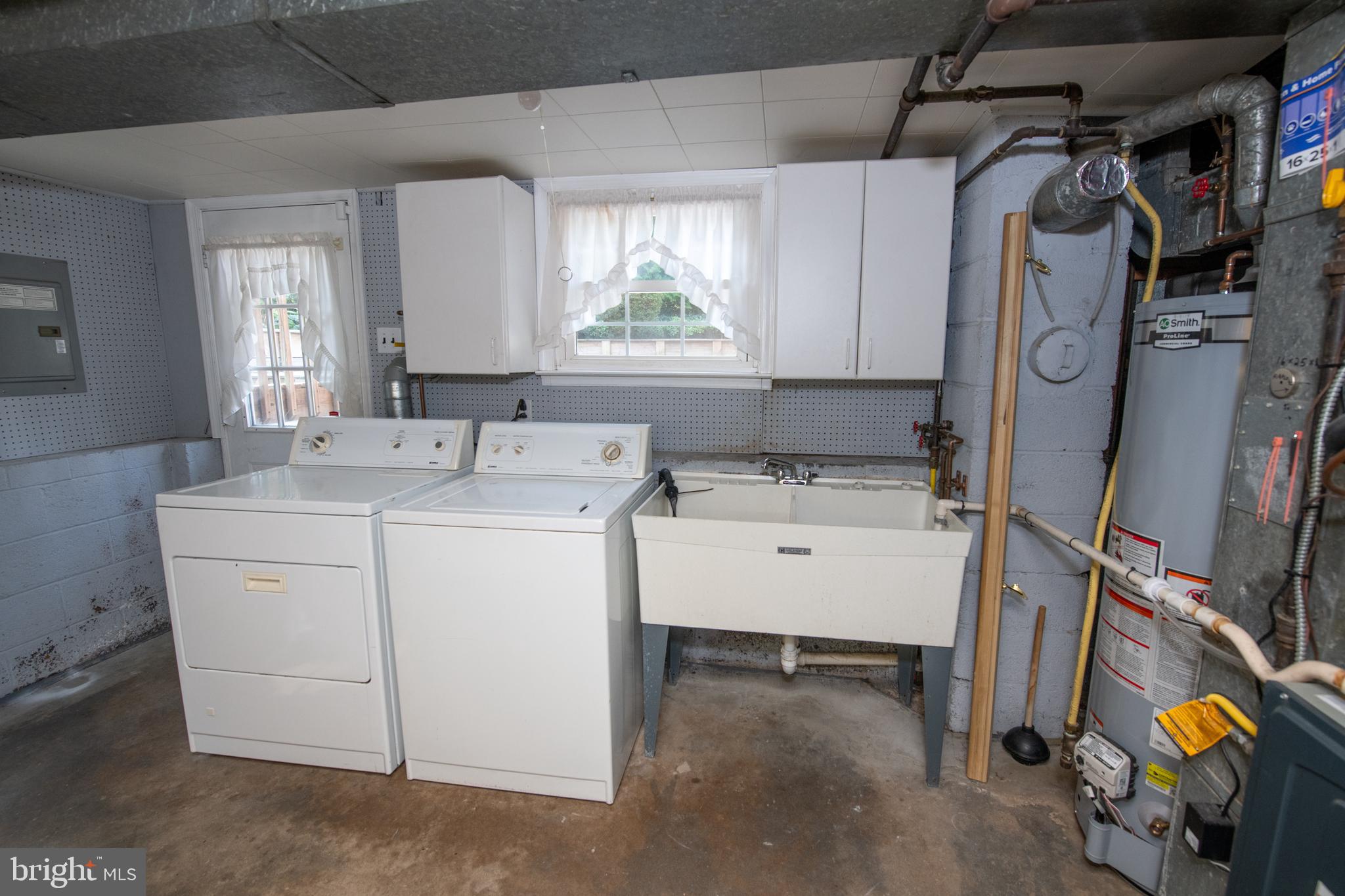 168 Sleighride Road Willow Grove, PA 19090 - Photo 35 of 39 Laundry/Utility Rm