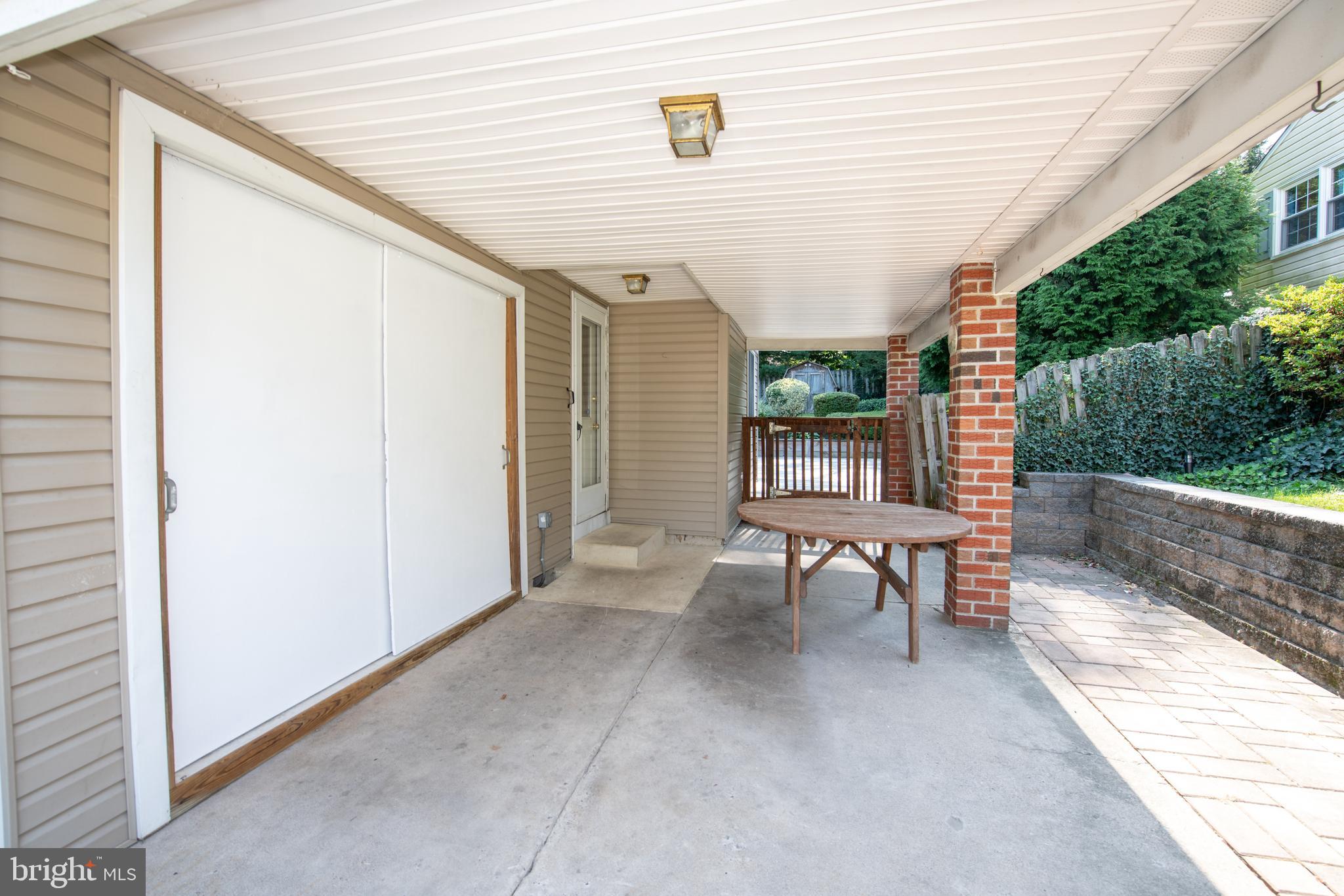 168 Sleighride Road Willow Grove, PA 19090 - Photo 4 of 39 Side Patio