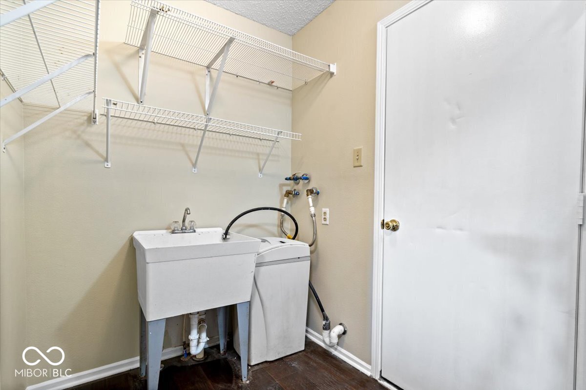 511 Tomahawk Street Sheridan, IN 46069 - Photo 7 of 21