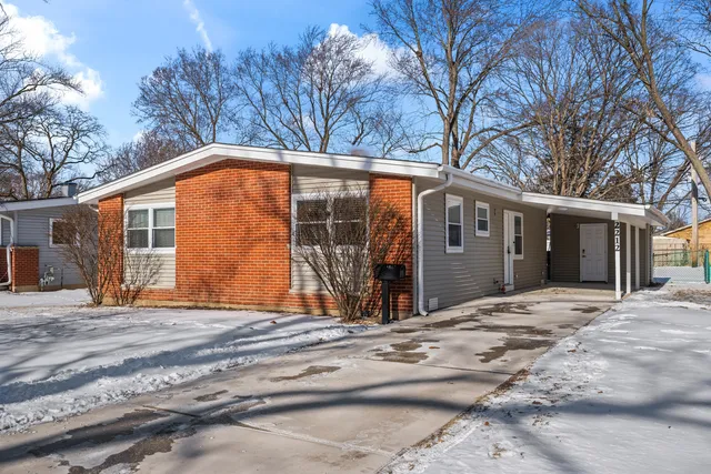 $314,900 | 2212 Fulle Street, Rolling Meadows, IL 60008