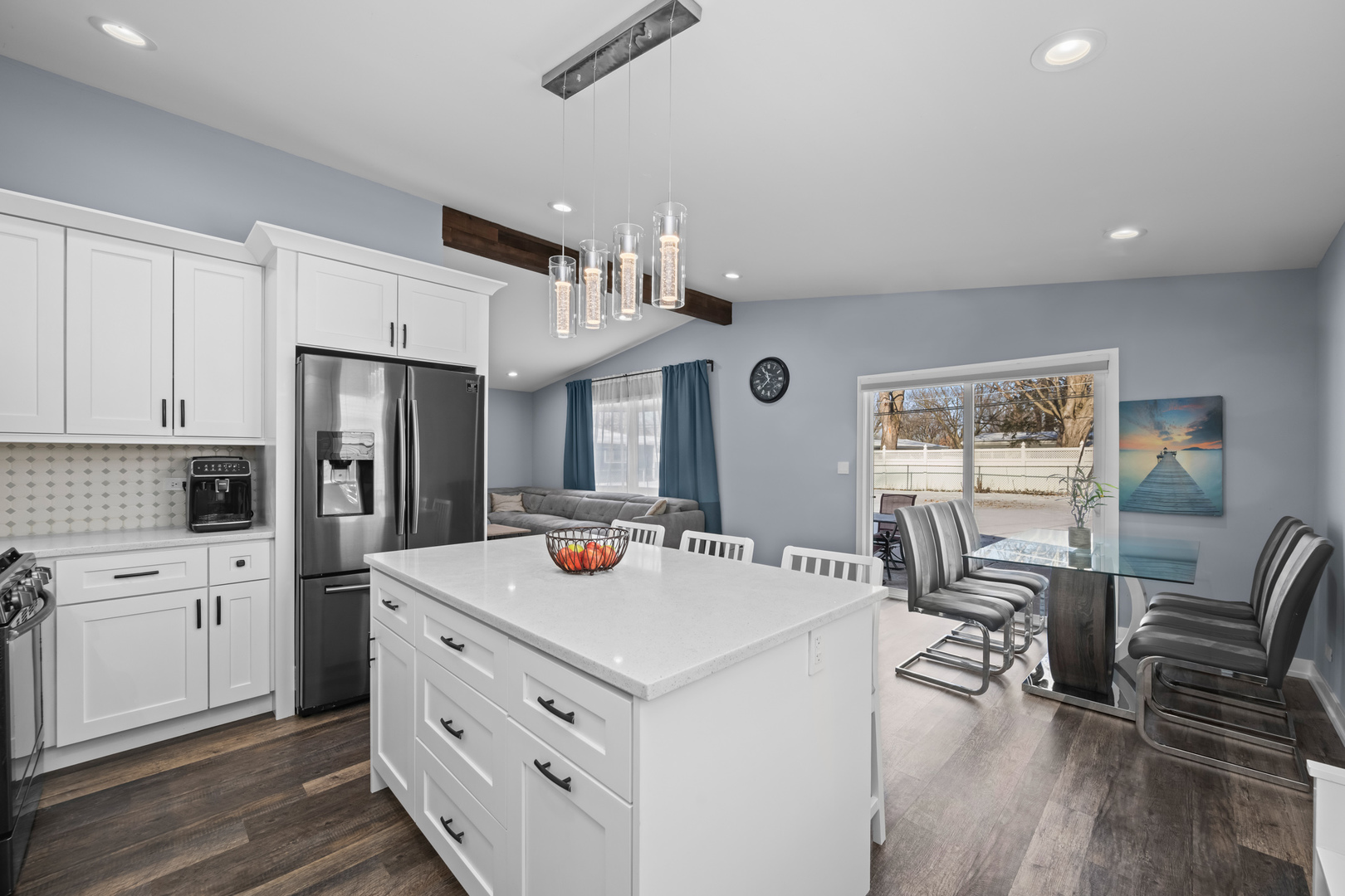 2212 Fulle Street Rolling Meadows, IL 60008 - Photo 7 of 25