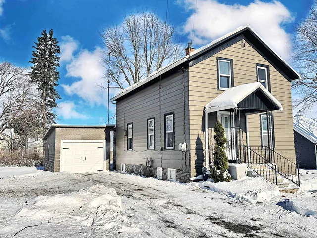 $206,900 | 528 Madison Street, Reedsville, WI 54230