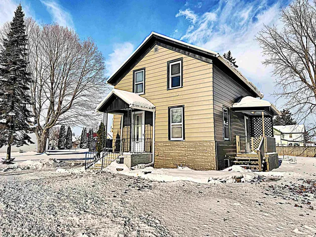 $206,900 | 528 Madison Street, Reedsville, WI 54230