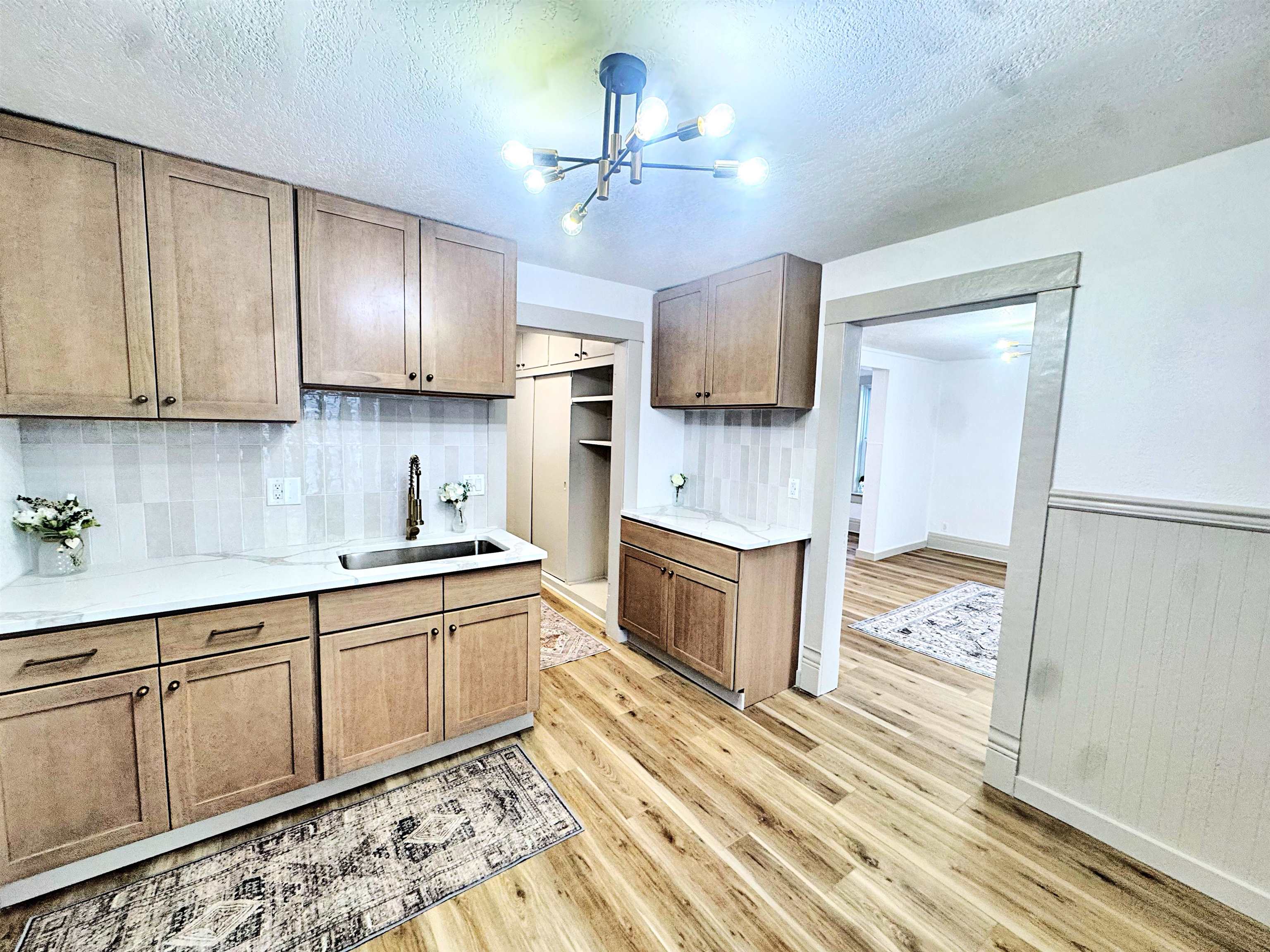 528 Madison Street Reedsville, WI 54230 - Photo 5 of 26