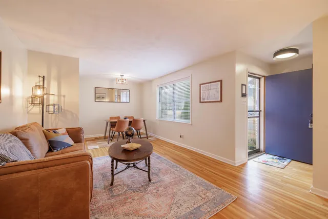 $269,900 | 1577 Sterling Drive, Memphis, TN 38119