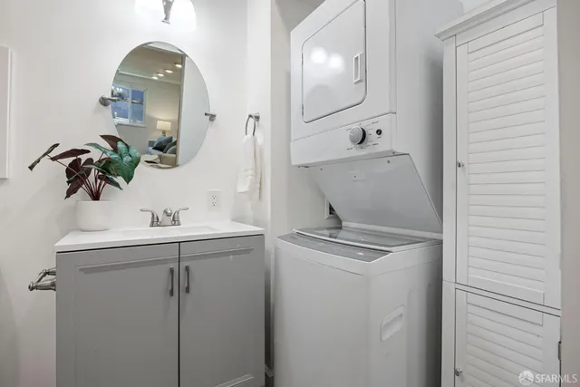 $1,695,000 | 57 Dellbrook Avenue, San Francisco, CA 94131