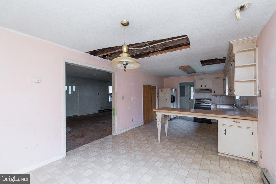 6160 Quantico Road Quantico, MD 21856 - Photo 9 of 29 Kitchen