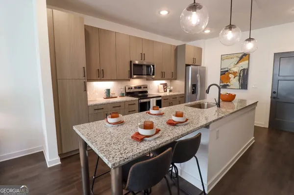 $2,073 | 305 Collins Industrial Way, Unit 4320, Lawrenceville, GA 30043